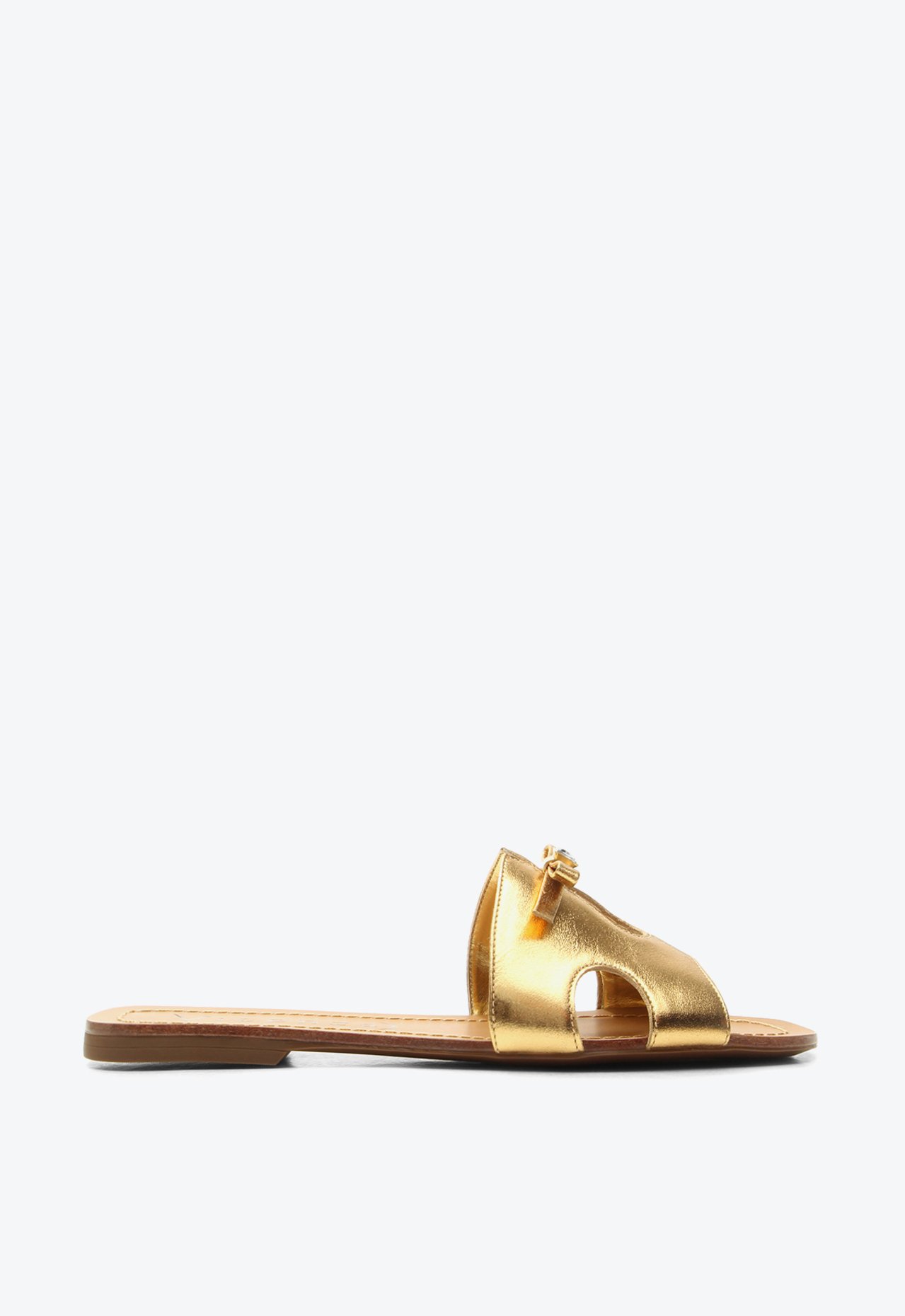 洋楽 faith 14:29 Flat Coimbra Dourado | Vicenza