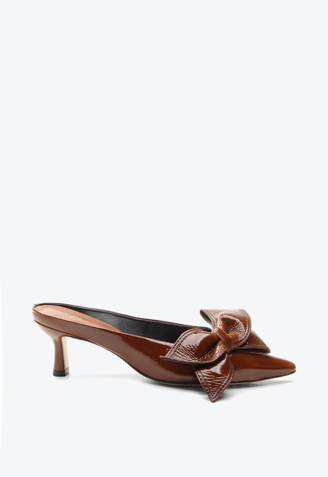 Mule Tiana Marrom