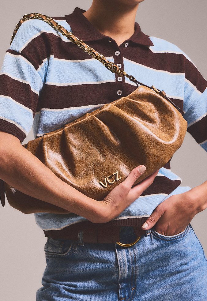 Bolsa Shoulder Harper Média Caramelo | Vicenza