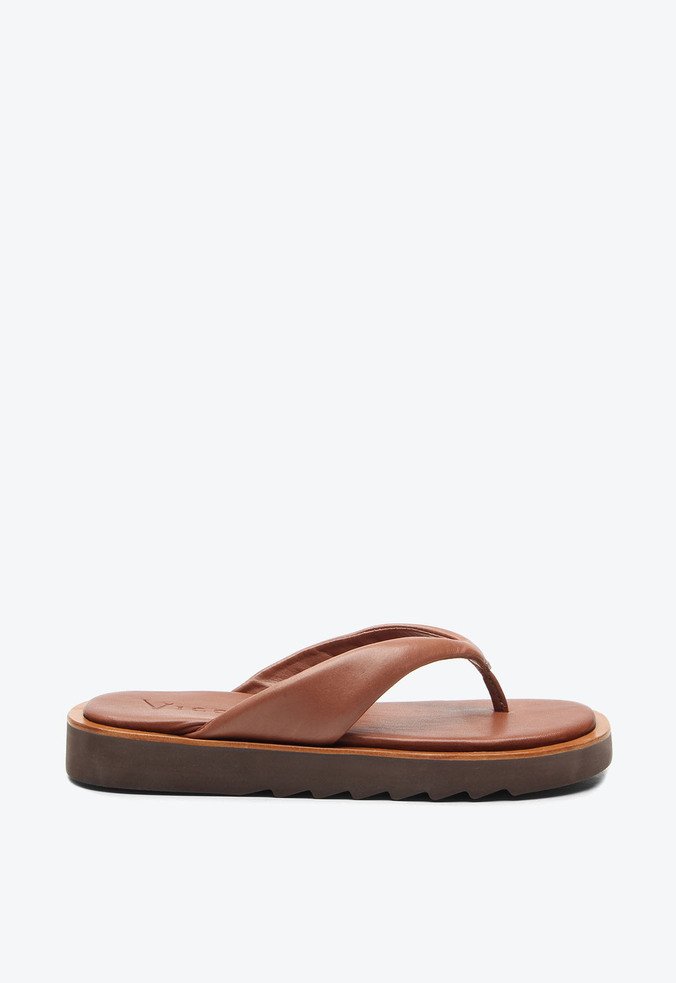 Flat Trace Marrom