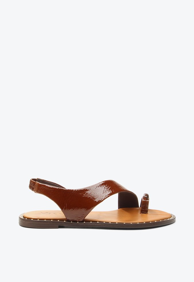 Flat Haia Marrom