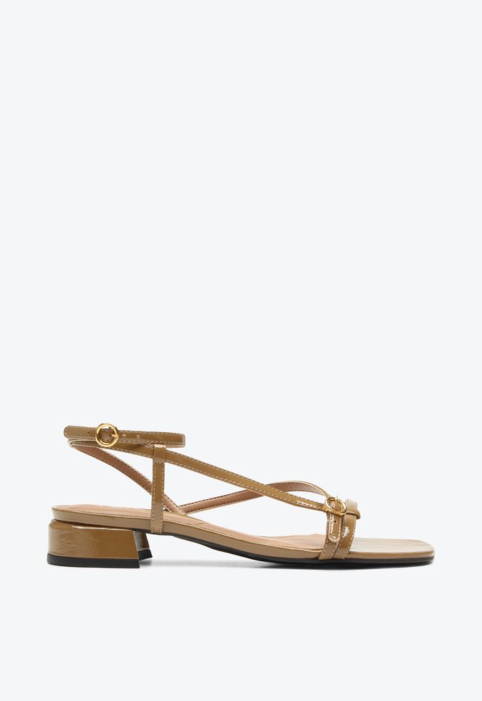 Sandália Quira Caramelo