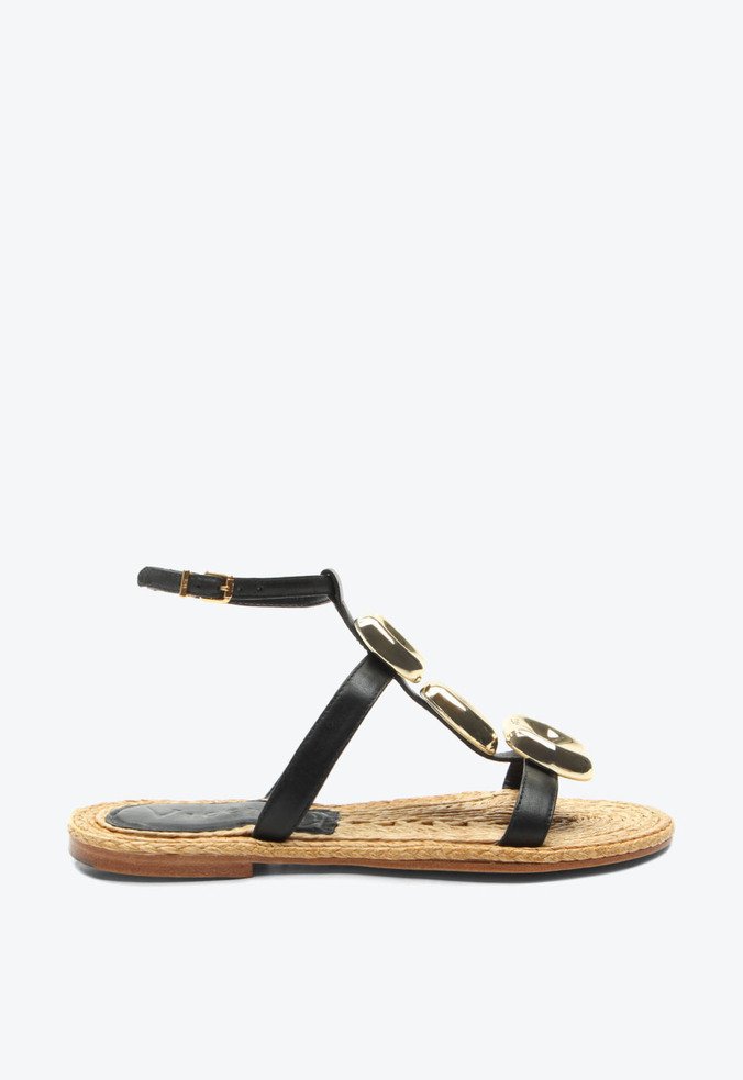 Flat Isthar Preto