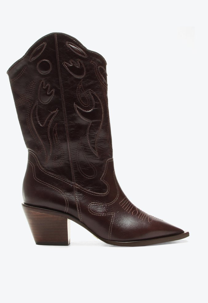 Bota Montreal Marrom