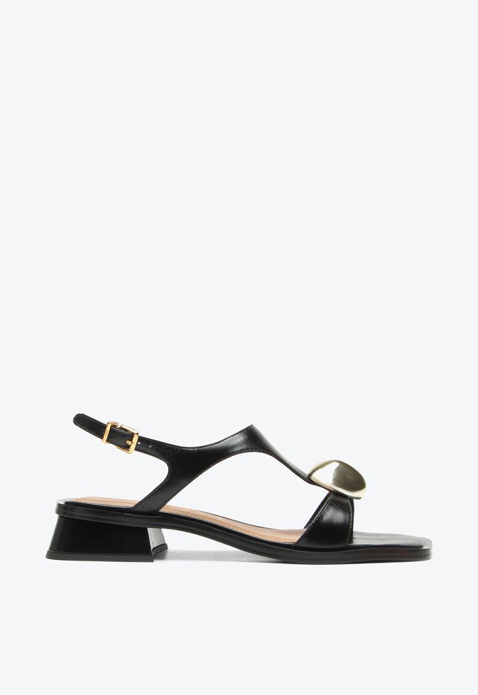 Sandália Constança Preto