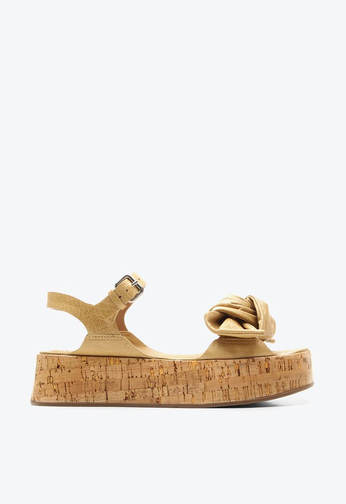 Sandália Victoria Bege