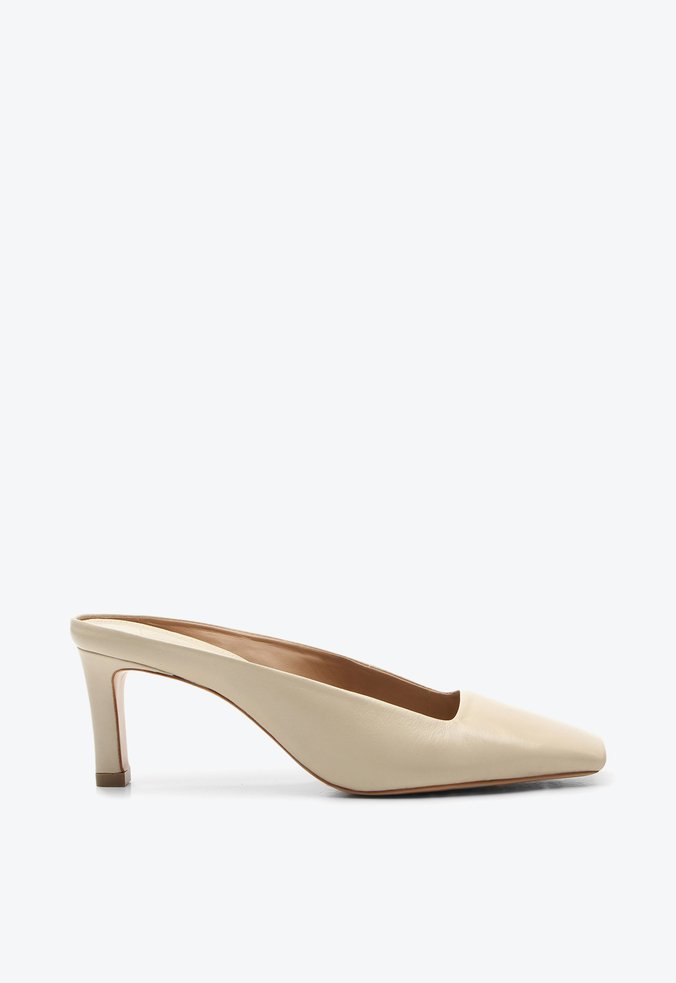 Mule Brittany Bege