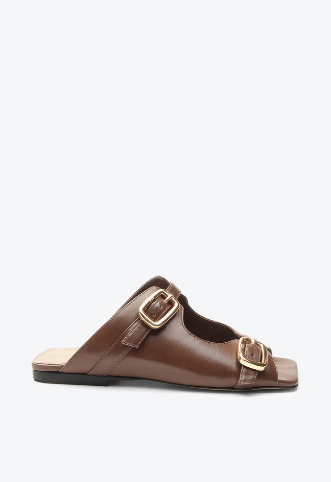 Flat Anna Marrom