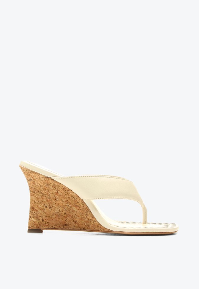 Tamanco Anabela Vitty Bege